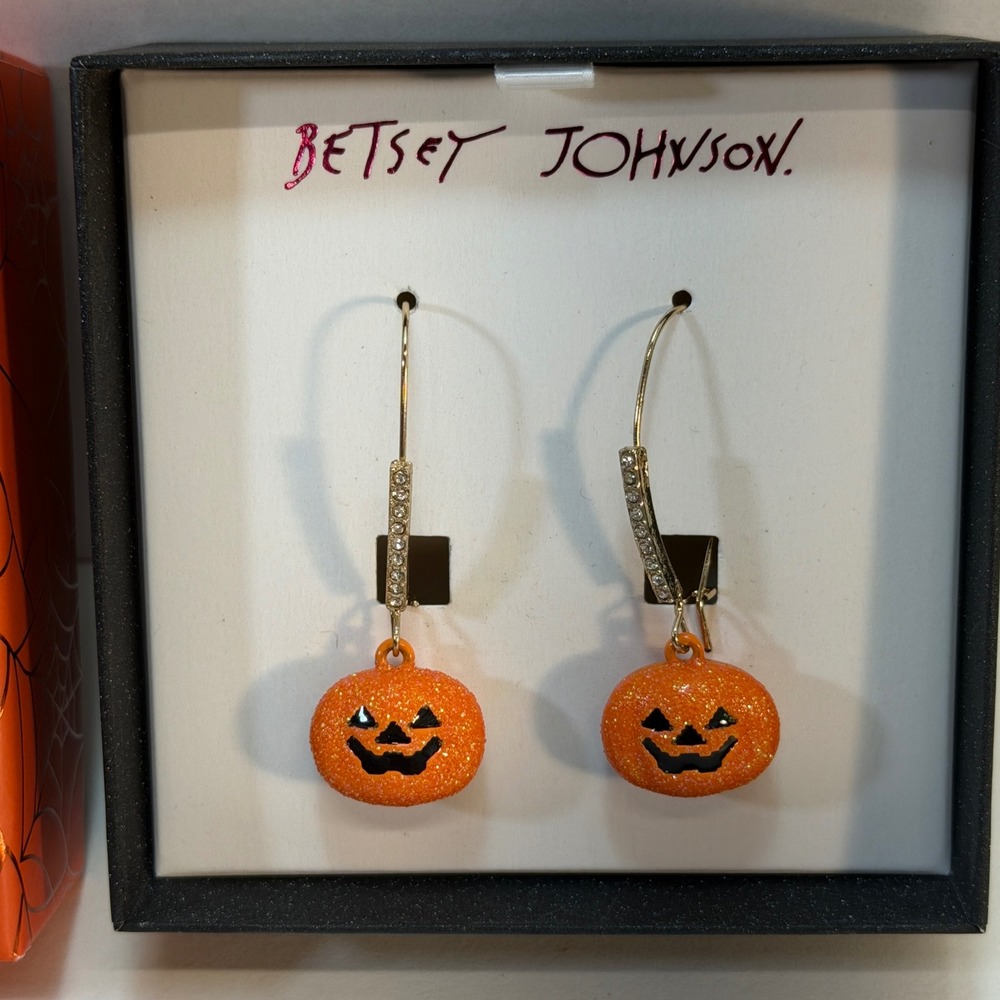 Betsey Johnson Pumpkin Earrings Orange Halloween Jack O Lantern Glitter New